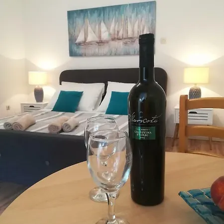 Apartment Oliva *