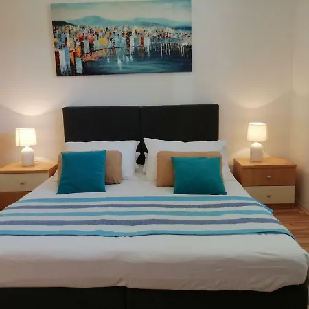 Oliva Apartment *